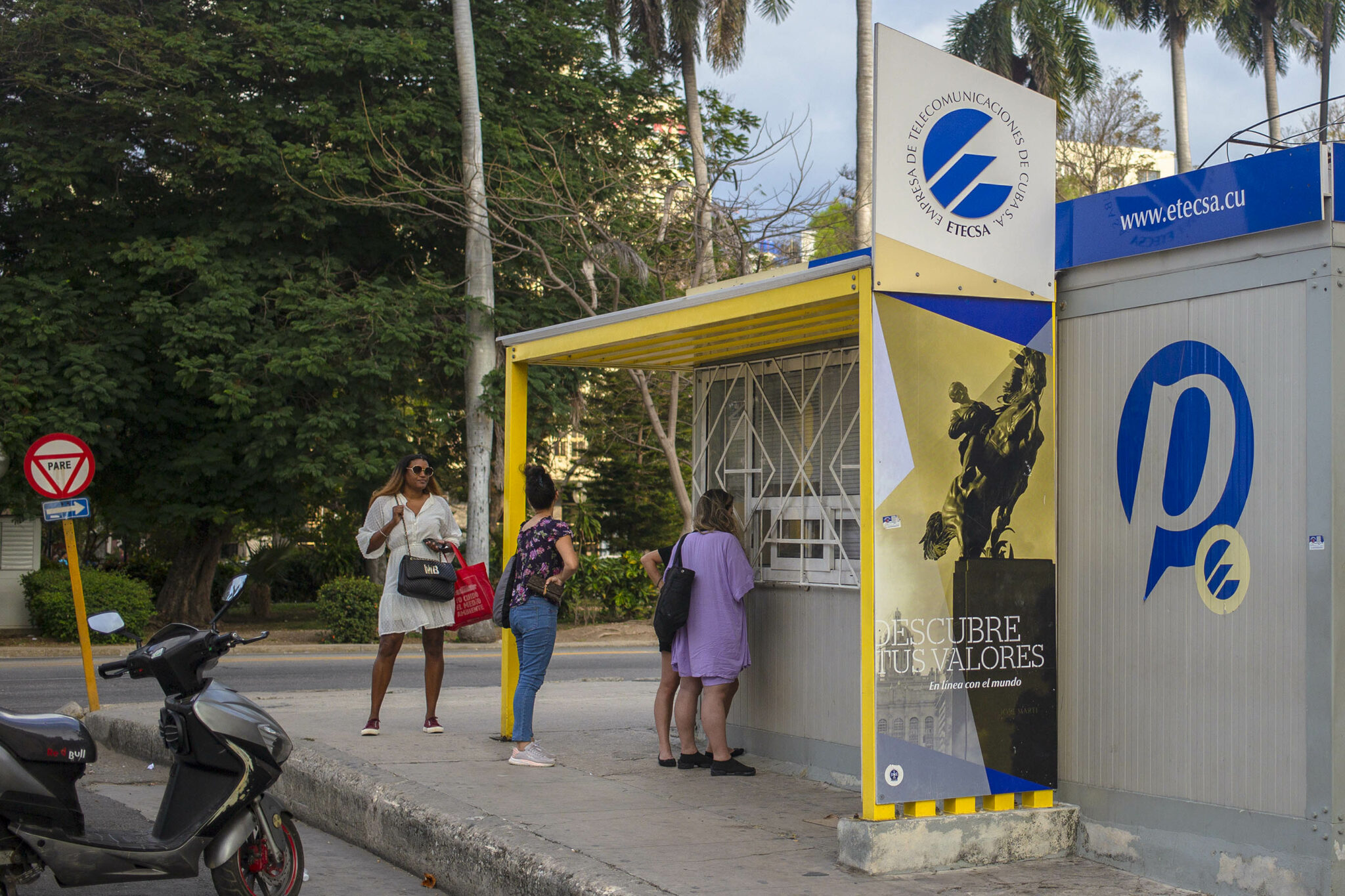 ETECSA informa interrupción de servicios por problemas energéticos ...