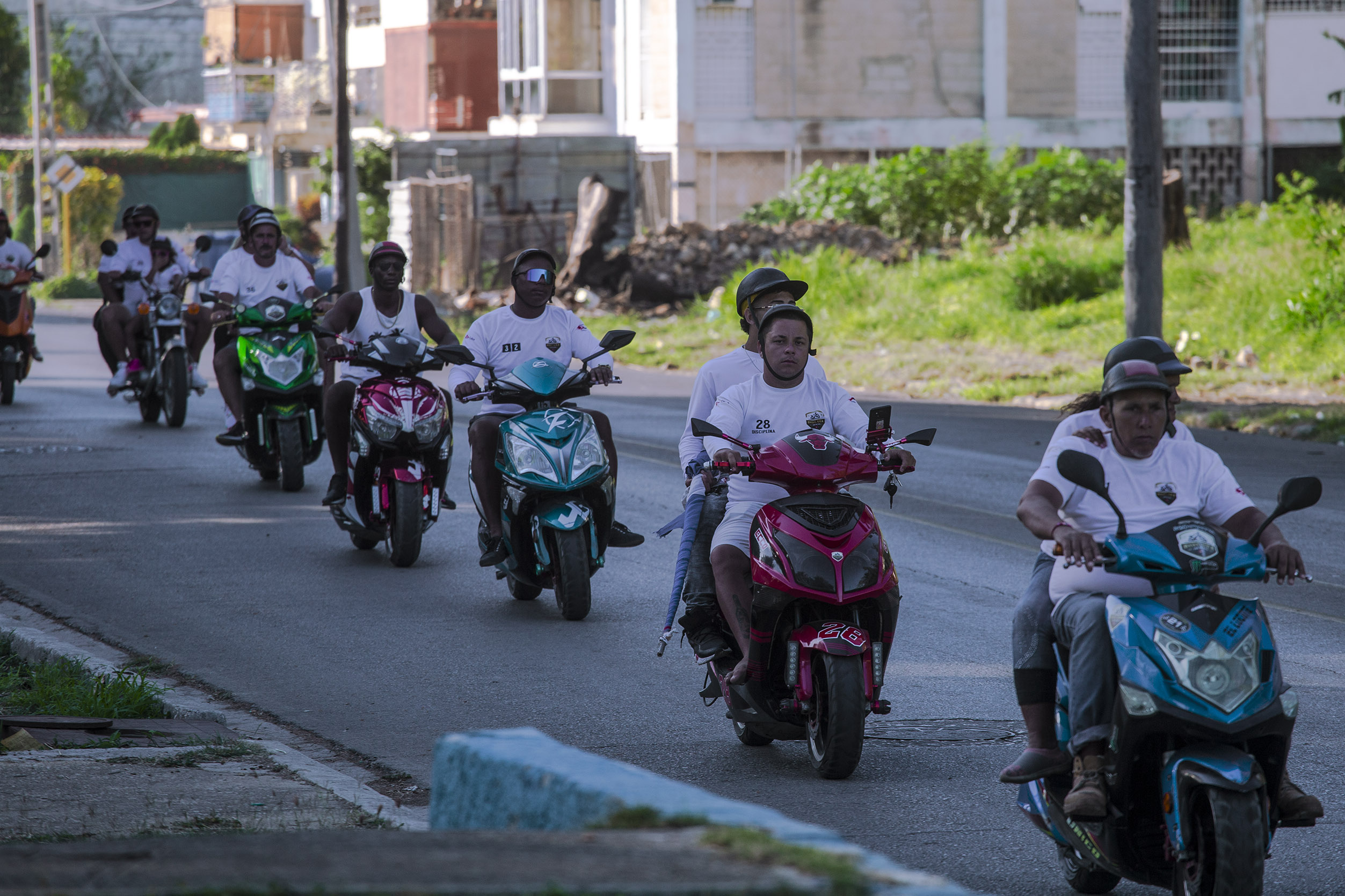 Autorizan a nuevas empresas en Cuba a comercializar motos en moneda convertible
