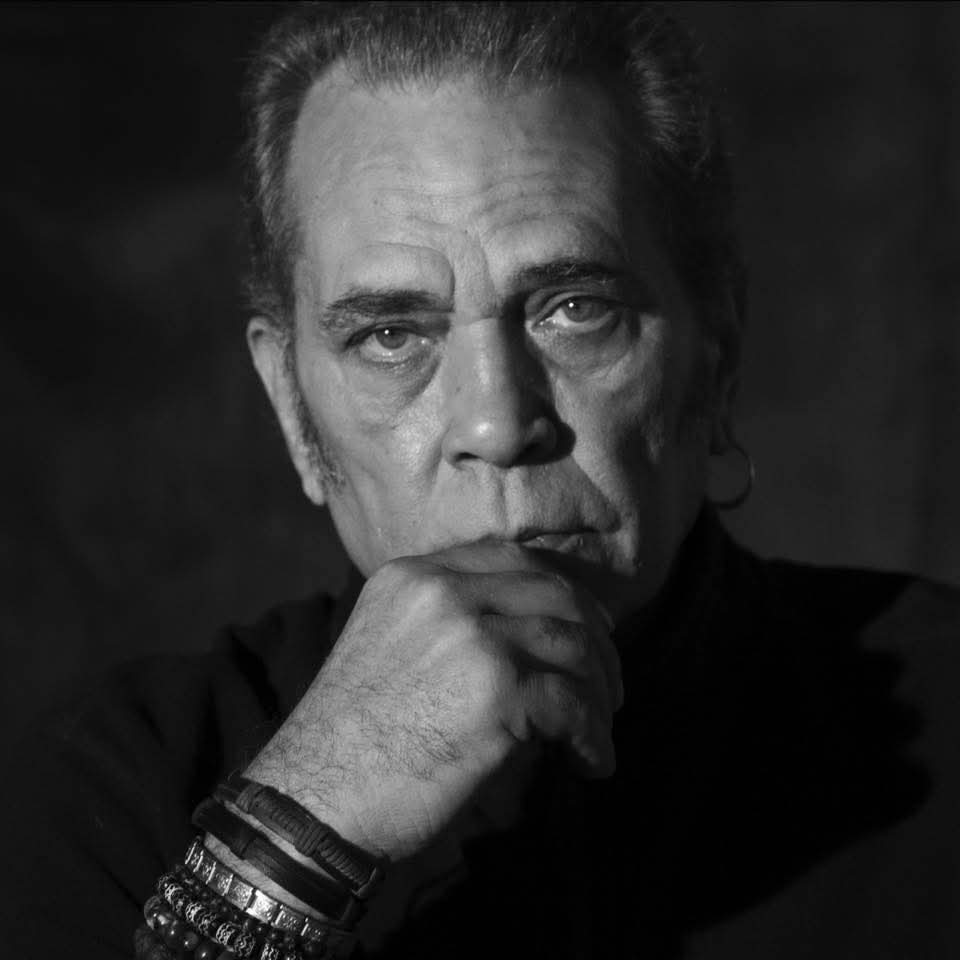 Actor cubano Luis Alberto García critica los desfiles y tribunas en Cuba
