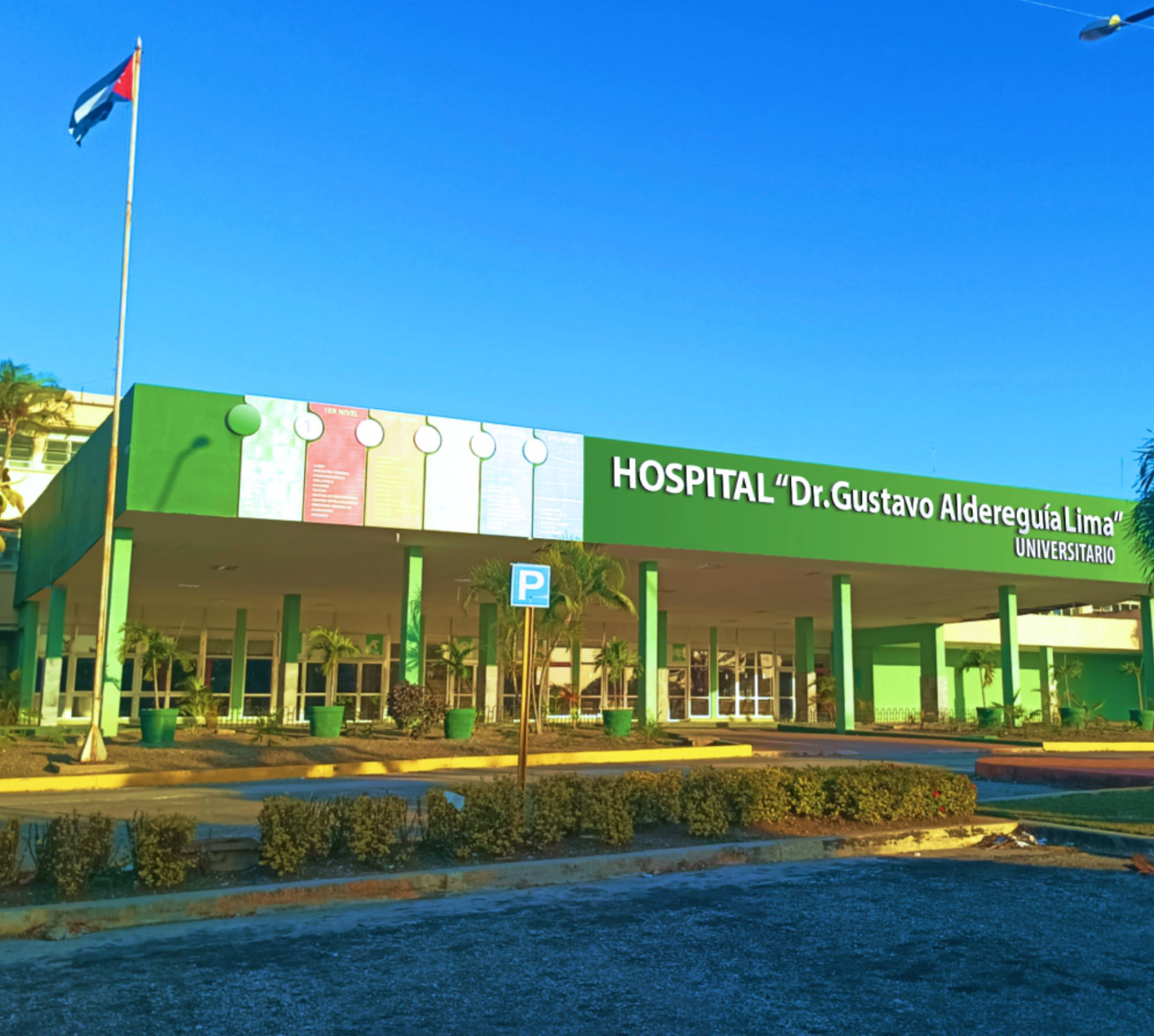 Incendio en hospital de Cienfuegos obliga a evacuación masiva del centro