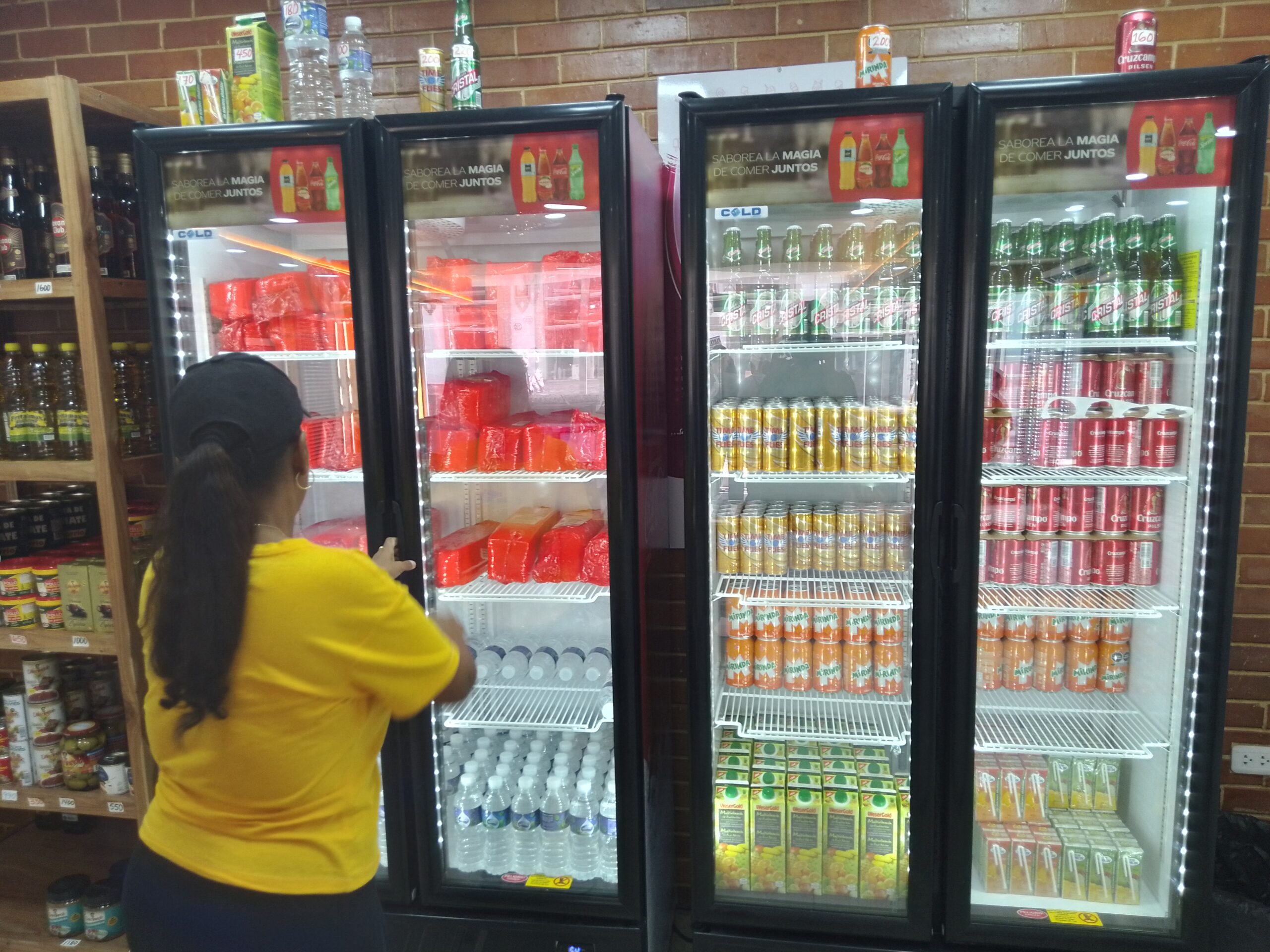 Cuba autoriza la importación de alimentos a empresa venezolana, pero con restricciones