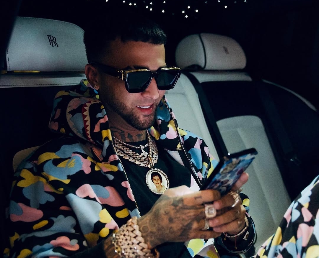 Cantante cubano Ovi firma acuerdo exclusivo con Universal Music Latino