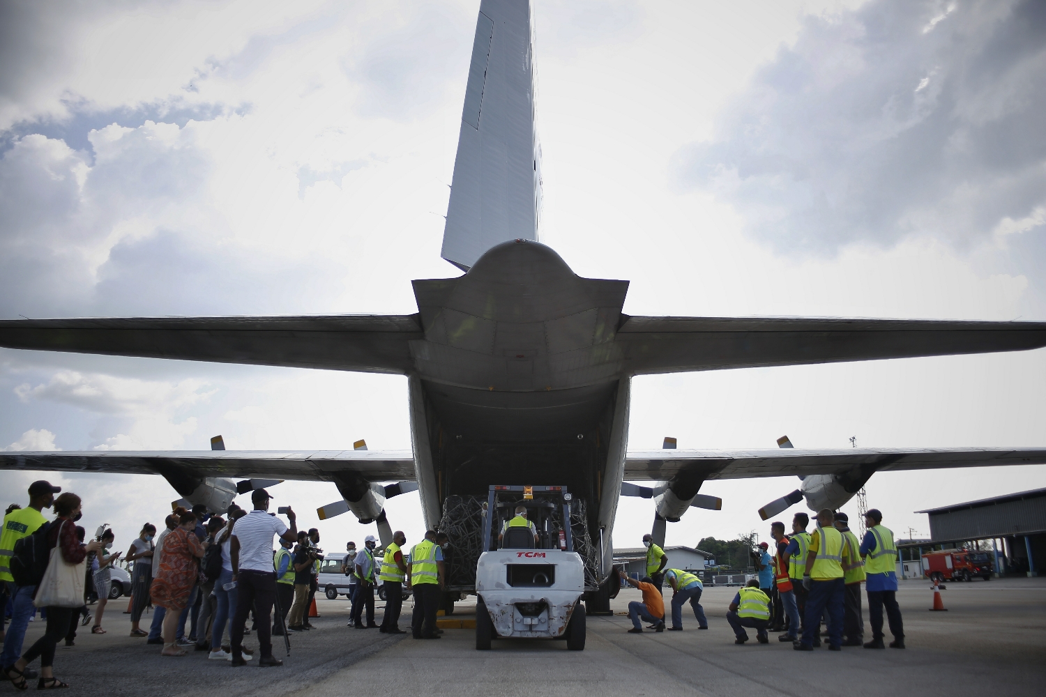 Cuba recibirá 25 toneladas de alimentos y medicinas desde Venezuela